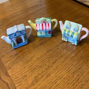 WADE RED ROSE FIGURINES - LOT OF 3 TEA POTS